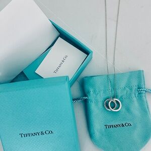 Tiffany 1837® Interlocking Circles Pendant